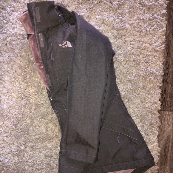 The North Face Grey and Purple Women's Inlux Insulated Jacket - Picture 3 of 10